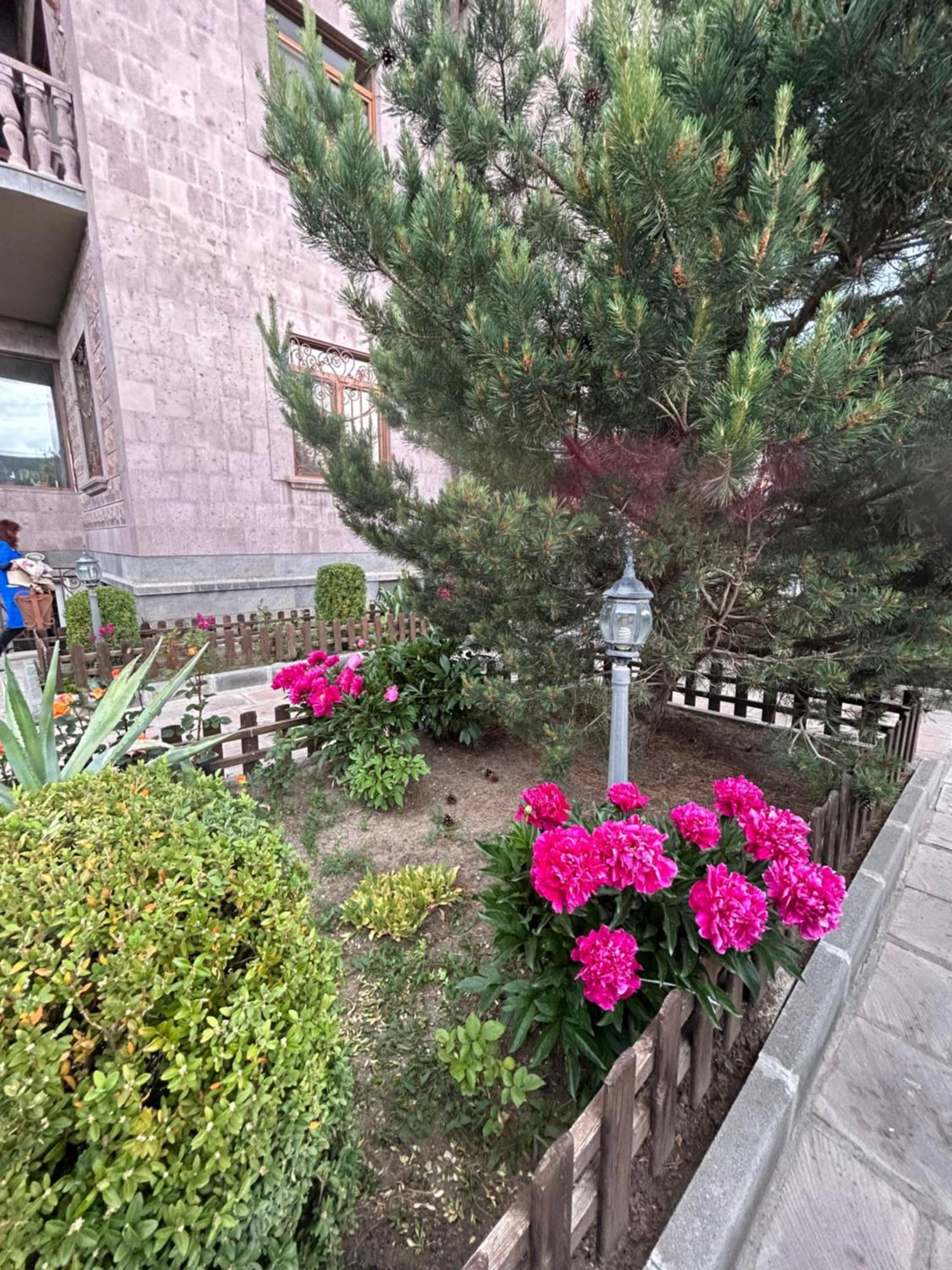In Gyumri Ξενοδοχείο Εξωτερικό φωτογραφία